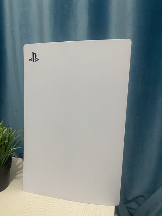 Продам Playstation 5