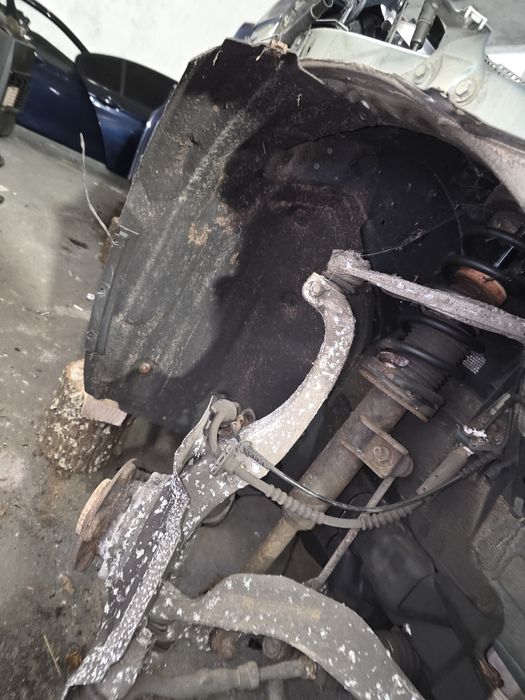 Преден амортисьор Макферсон за BMW F10