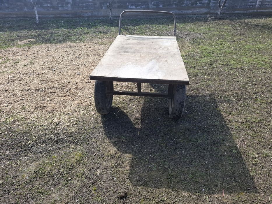 Тачка үш дөңгелек арба