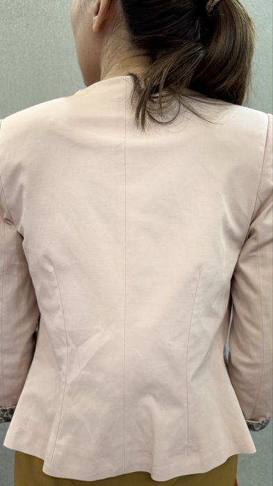 Продам пиджак 42 размер