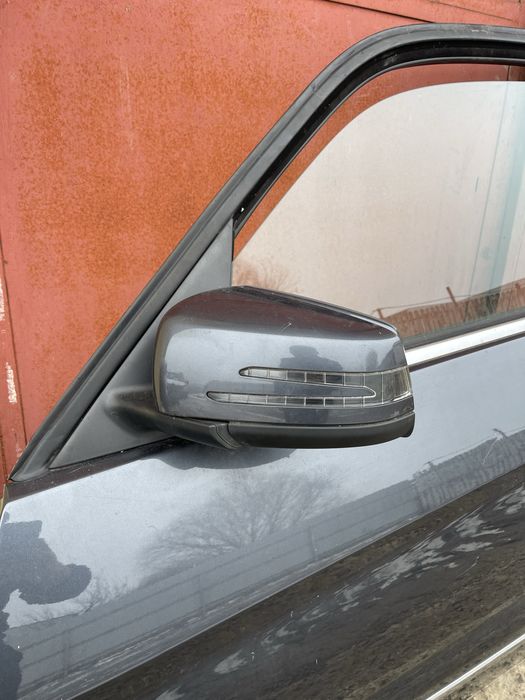 Usa stanga fata Mercedes Glk X204 an 2008-2015 portiera completa