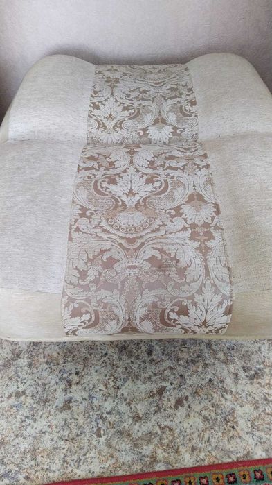 продам диван и одно кресло