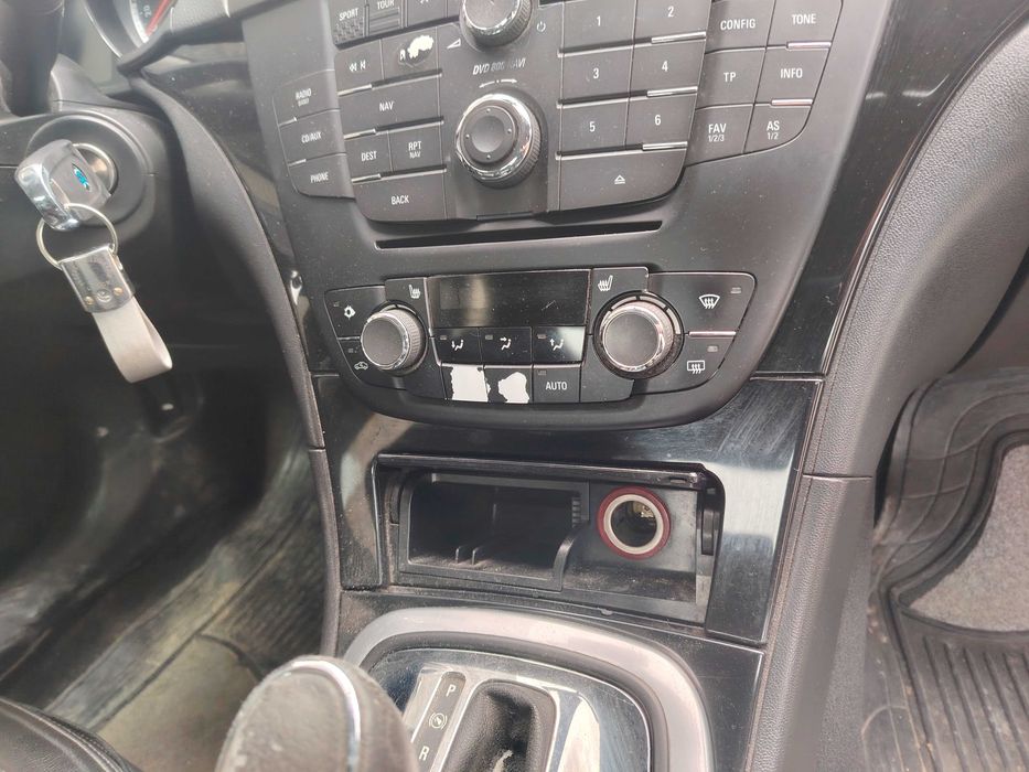 Opel Insignia, Опел Инсигния на части! Юни 2011