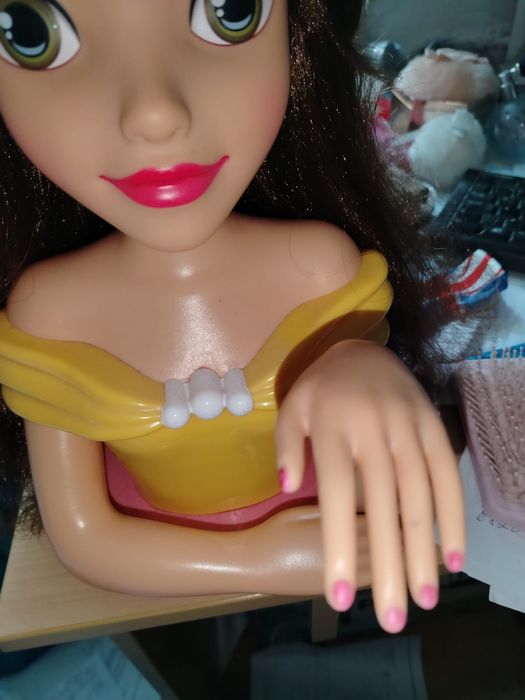 Papusa bust printesa Disney Belle, gen Barbie