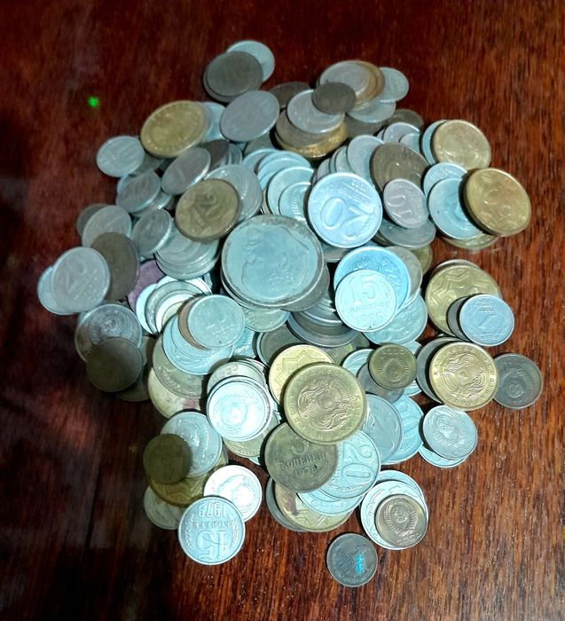 Продаю советскую мелочь.