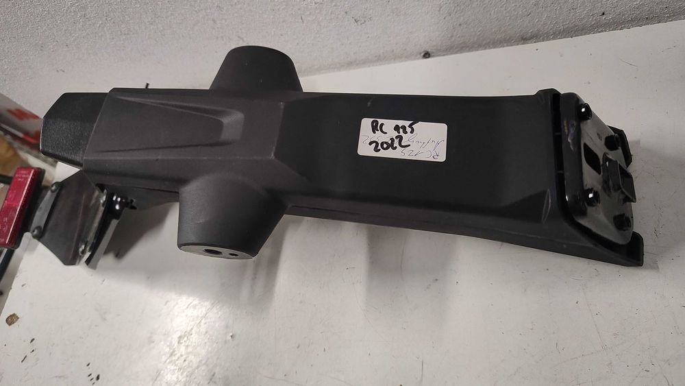 Carena  sa KTM Duke 125 390