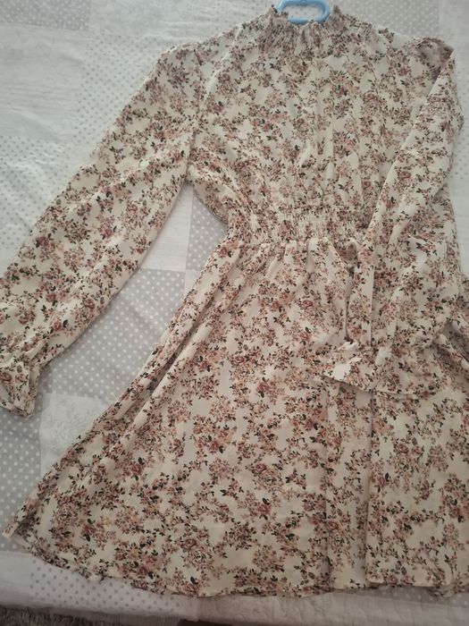 Дамски лятни рокли