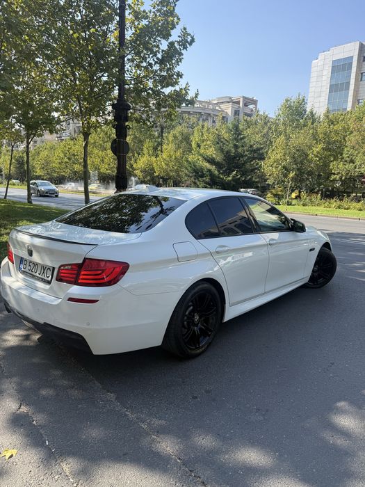 BMW Seria 5 F10 / Pachet M