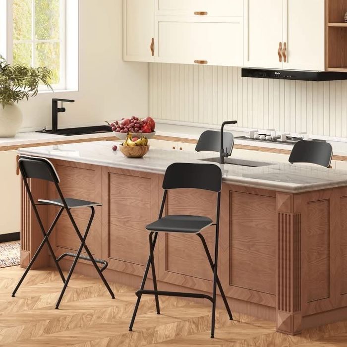 Комплект от два бар стола