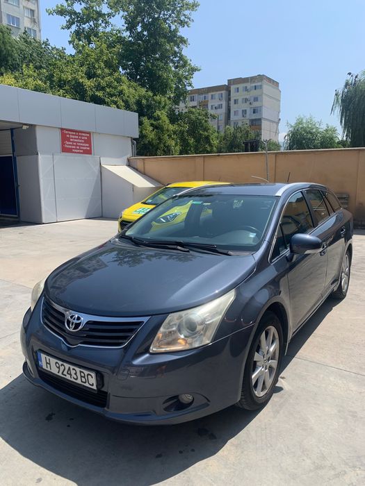 Toyota Avensis D-4D 2010г.