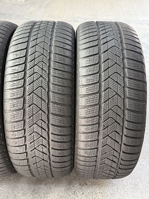 245/45/18 Pirelli 4Броя: 270€ 6.2мм