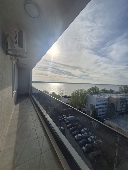 Apartament 2 camere de închiriat pe termen lung, zona Cazino Mamaia, vedere mare / lac