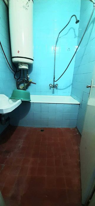 Продава се Четиристаен апартамент в Търговище, Център - 83 кв.м за 1291 €/кв.м - Снимка #11