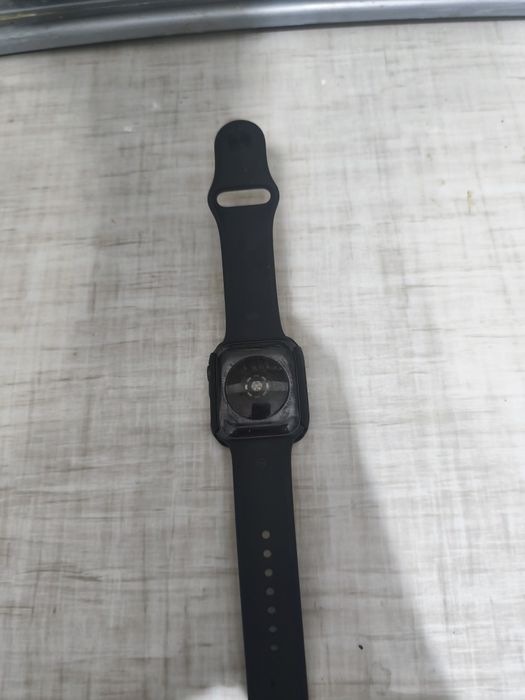 Apple Watch SE 44mm, 1-во поколение