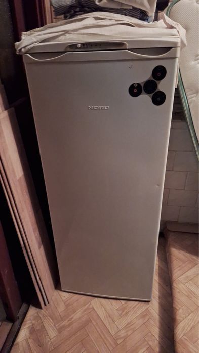 Продам морозильник Nord