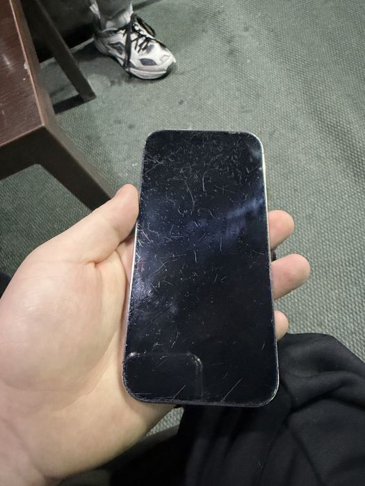 Iphone 14 pro 256gb коробка есть