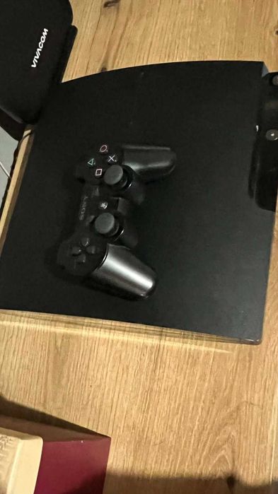 Продавам Плейстейшън 3