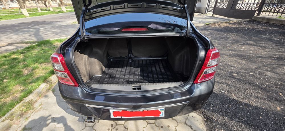 Chevrolet Cobalt - 4 euro