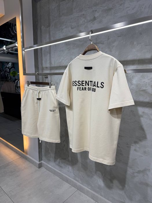 Compleu Essentials