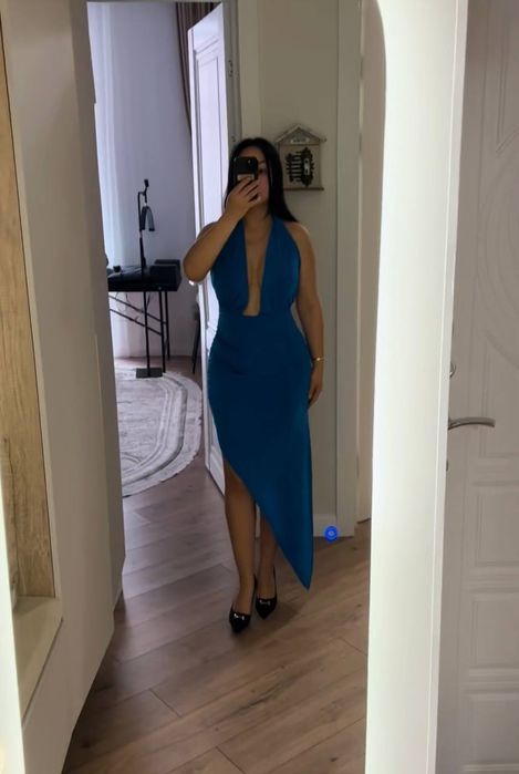 Продам красивые платья в отличном состоянии!