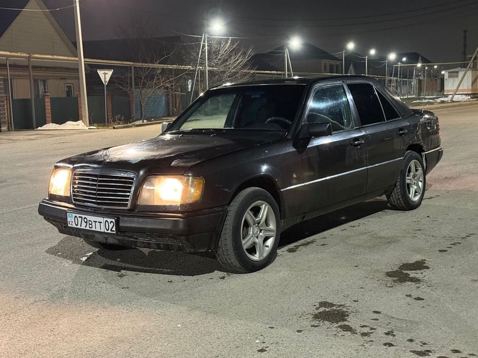 Продам мерседес 124