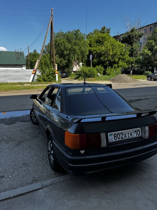 Продам AUDI B3 1990 года.