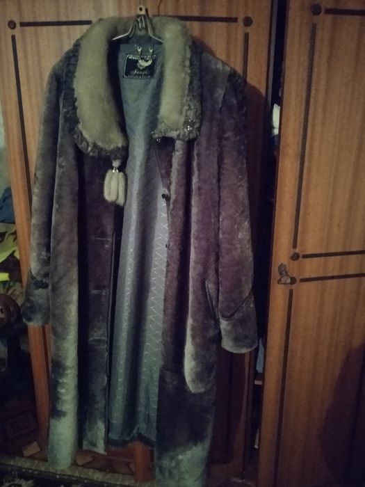 Шуба мутуновая серая