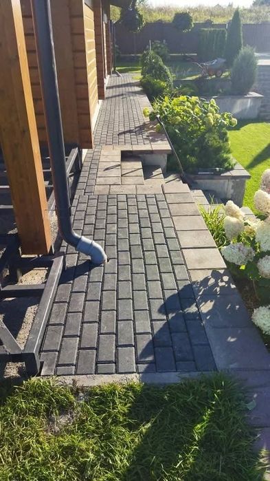 Редене на павета/монтаж на тротоарни плочки