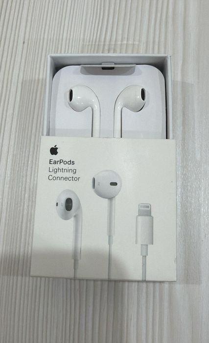 Наушники Арple MWTY3ZM/LIGHTNING

белый