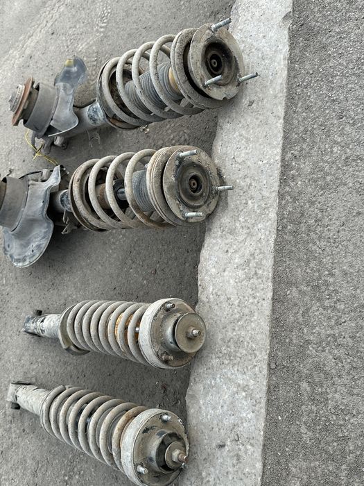 Амортизаторы в сборе с занижением бмв Е34