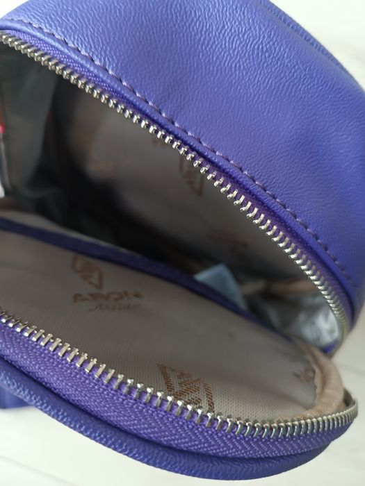 Нова, елегантна дамска раница