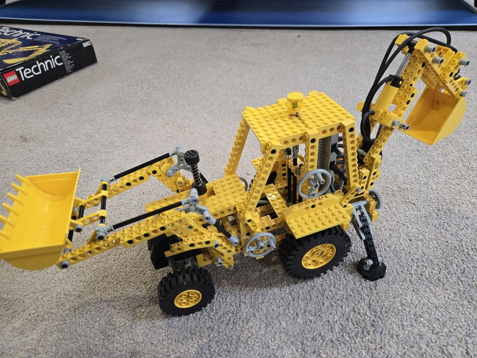 Vand Lego 8862 Technic din 1989  buldo-excavator