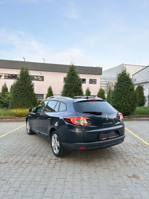 Renault Megane// 2011// 1.9 dci// Adusa recent