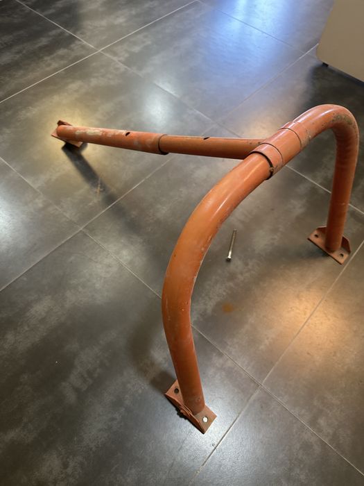 Парковочный барьер б/у