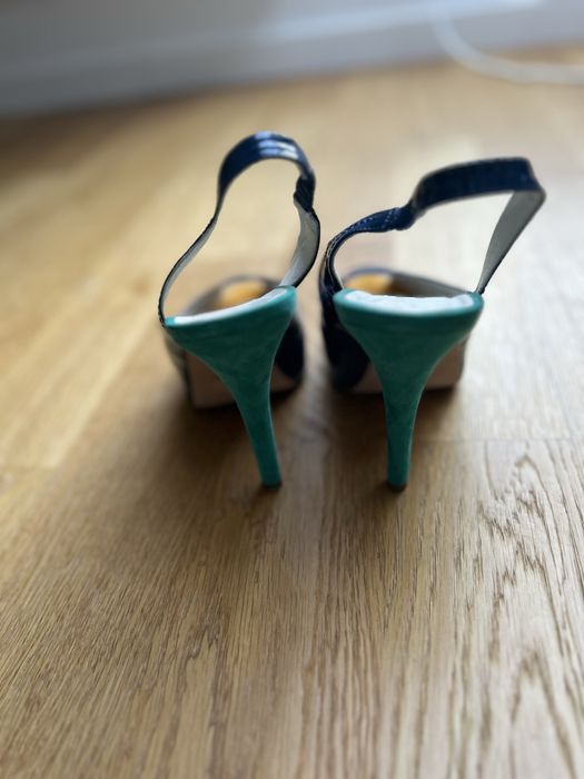 Естествена кожа токчета Chantal