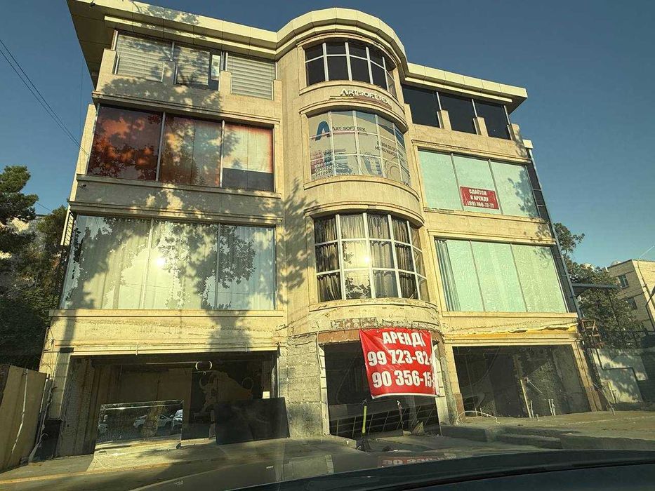 Сдается 1-й этаж 315 м²+ 200кв/м летка ул. Абая 16А