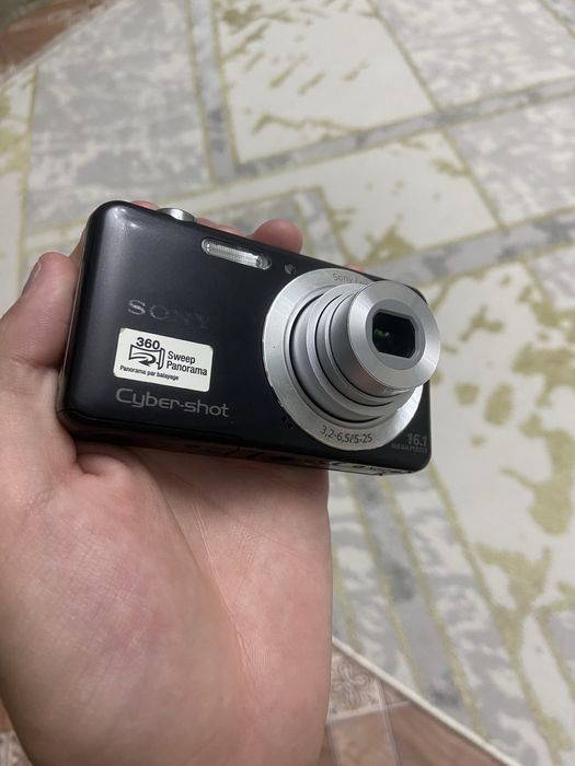 Фотопарат Sony Cyber-Shot DSC-W710