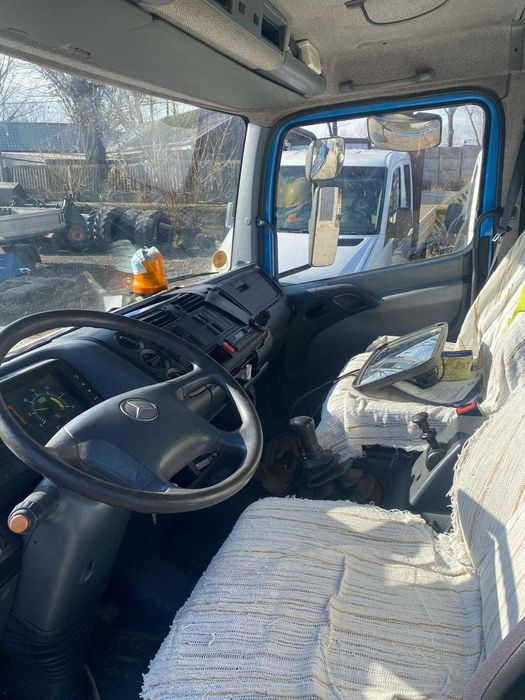 Autobasculanta Mercedes Atego 7.5t an 2003