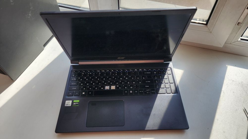 Ноутбук i5-10/gtx 1650