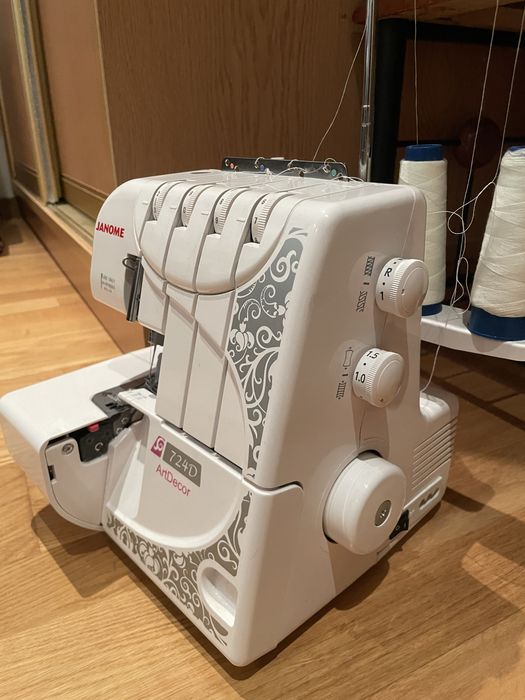 Оверлок Janome ArtDecor 724D