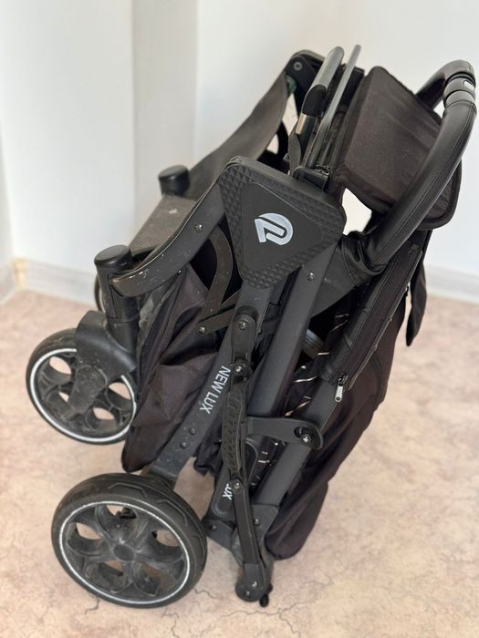 Продам коляску б/у