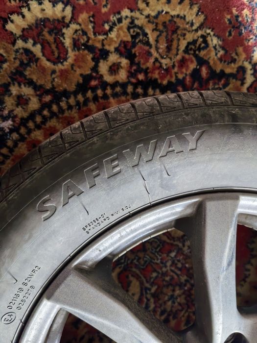 Колеса в сборе стояли на пассат б3