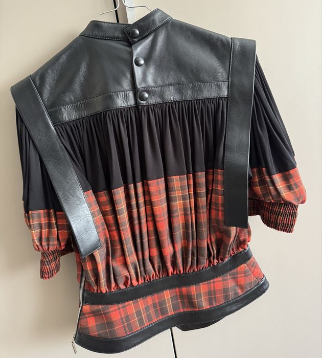 Риза Louis Vuitton