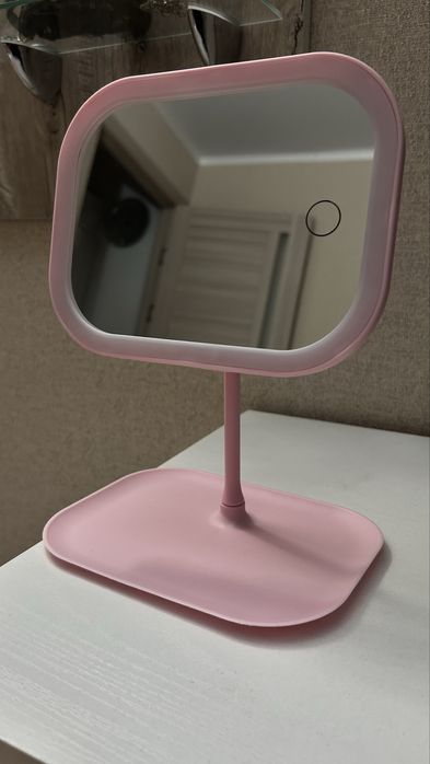 Продам сенсорное зеркало.Новое.