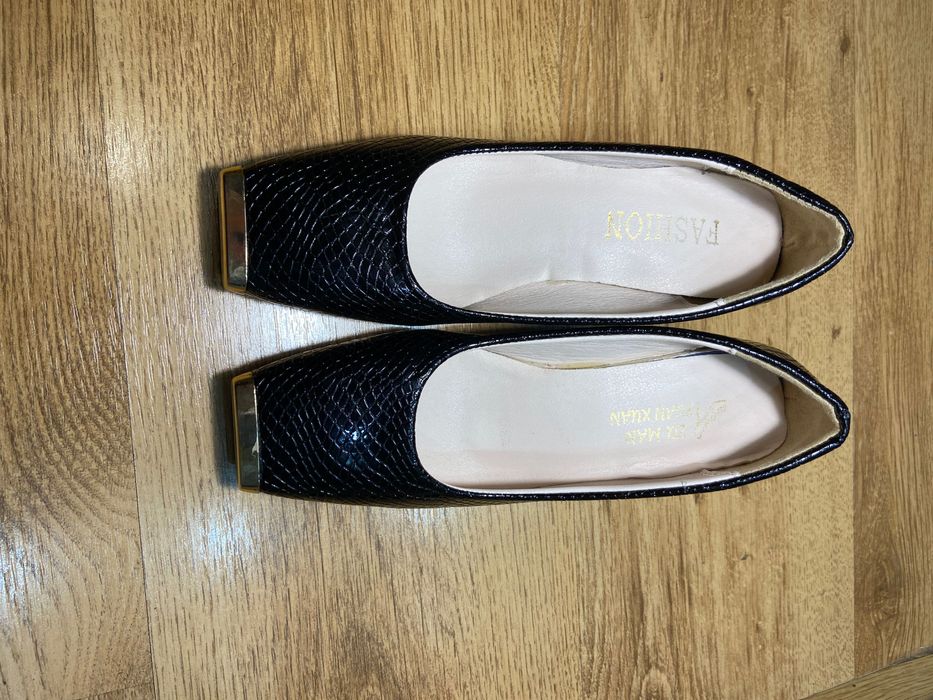 Чисто нови токчета