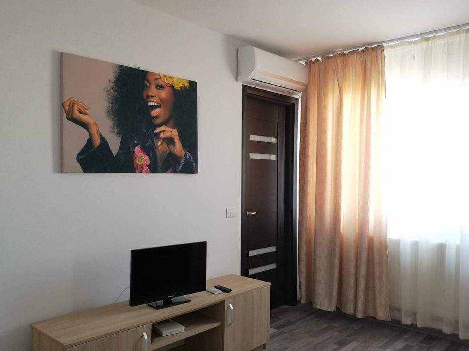 Închiriez Garsoniera Titan Auchan