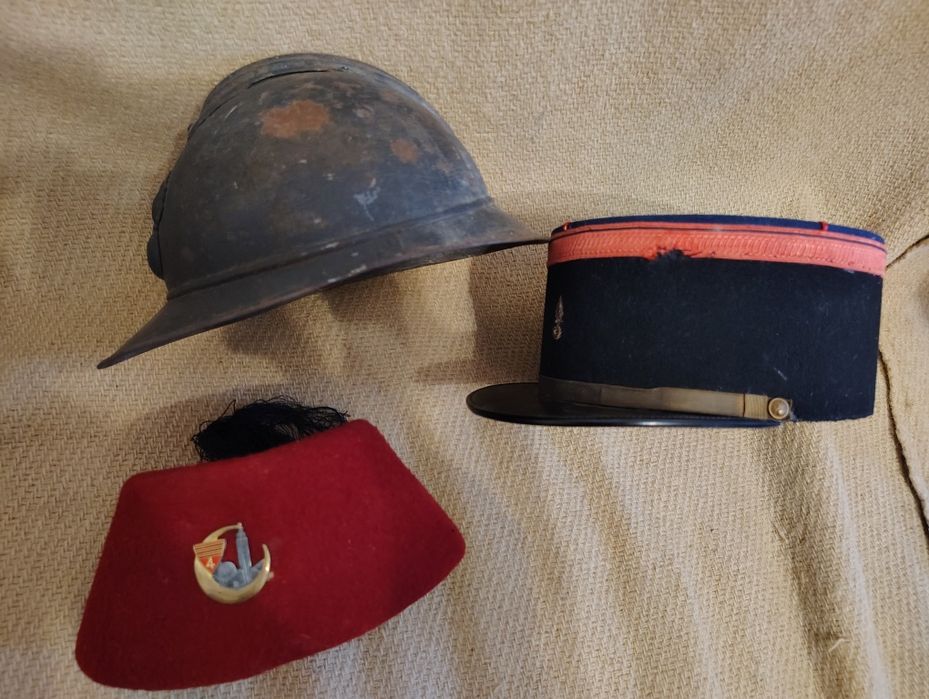 Pălării ww1 casca Adrian, chipiu ofiter sau fes algerian raritat