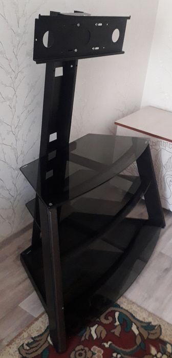 Продам подставку под телевизор.