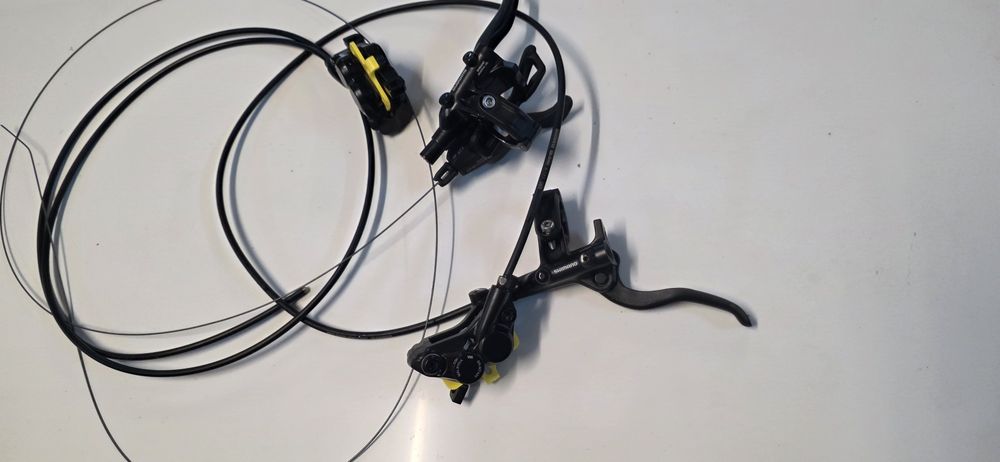 нови 4бутални спирачки Shimano MT420