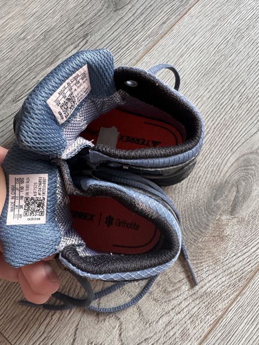 Детски зимни обувки Adidas GORE-TEX Terrex 19